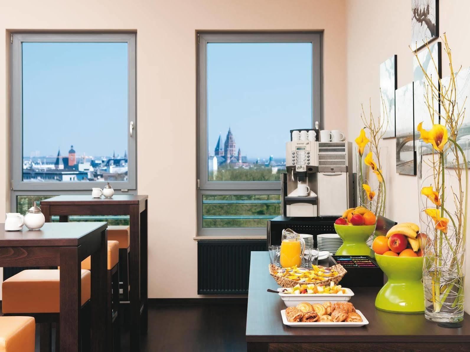 Intercityhotel Майнц Екстериор снимка